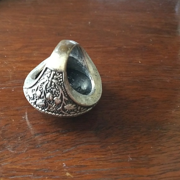 Vintage large onxy ring - Picture 7 of 8